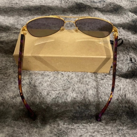 Coach sunglasses - Picture 3 of 6